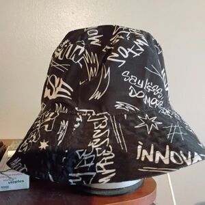 Target Black and White Graphic Bucket Hat